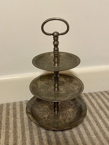 Vintage moroccan tier - tier, metal