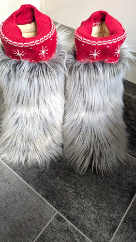 Vintage 2000s animal faux fur - vintage,