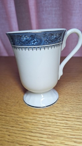 Discontinued aynsley blue mist - aynsley,