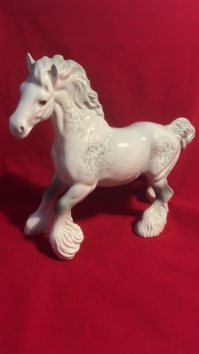 Beswick dapple grey - dapple, gloss