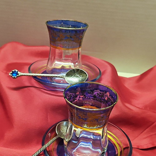 Turkish glass tea - glass, saucers
