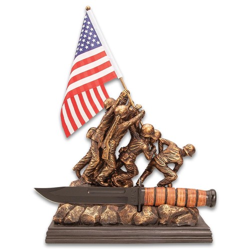 Raising the flag iwo jima - at,
