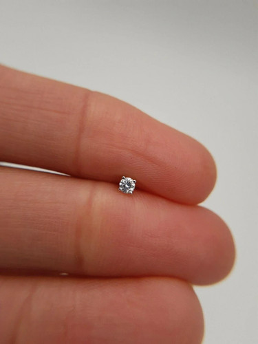 Round shape 14kt white gold - white,