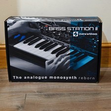Novation Bass Station II 25-Key Monophonic Analog Synthesizer - Black