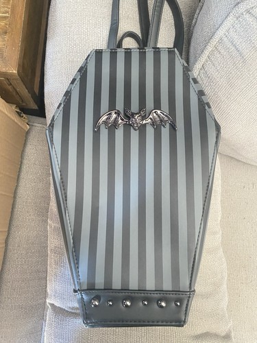 Rock rebel stripe coffin - rebel,