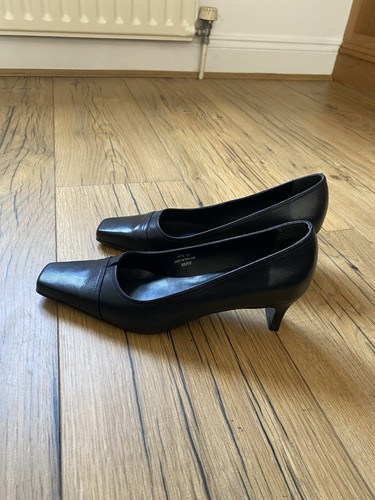 Navy leather block - leather, heel