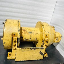 Pullmaster M12 Hydraulic Winch