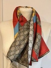 Gucci Carre GG Supreme Scarf 