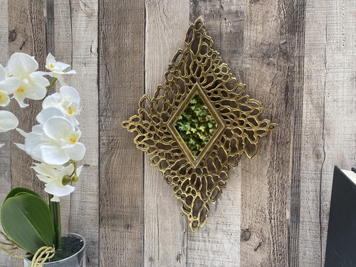 36cm gold diamond shaped wall - gold,