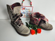 Dr Martens Aimilita Triumph Aimee suede flowers floral beige boots UK7 EU41 US9