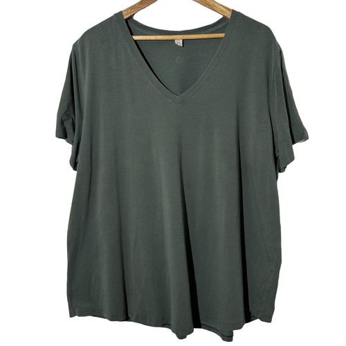 Lululemon love neck tee - neck,