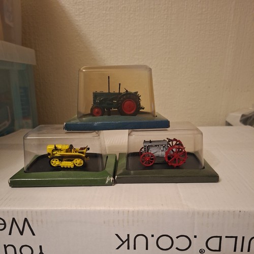 Hachette model tractors x3 - hachette,