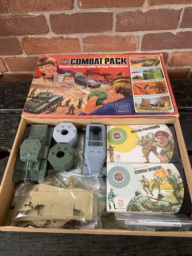 Airfix combat pack - 1/32,