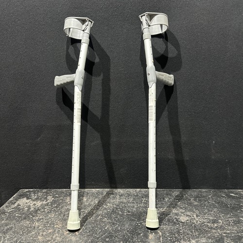 Pair coopers pvc handle - of,