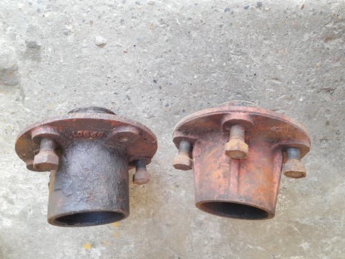 Allis chalmers front hubs l - hubs,