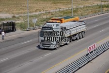 Truck photo Volvo FH Tipper