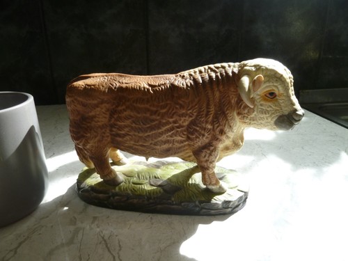 Alfretto porcelain bull - alfretto,