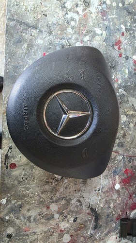 Mercedes e220 w123 driver - mercedes,