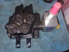 Ausa D350 Dual Bi-Directional Tipping Valve