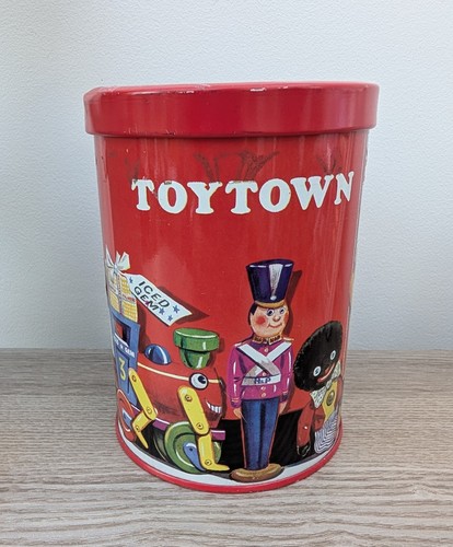 Huntley palmers toytown - &,
