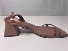 ASOS DESIGN Nude Brown Square