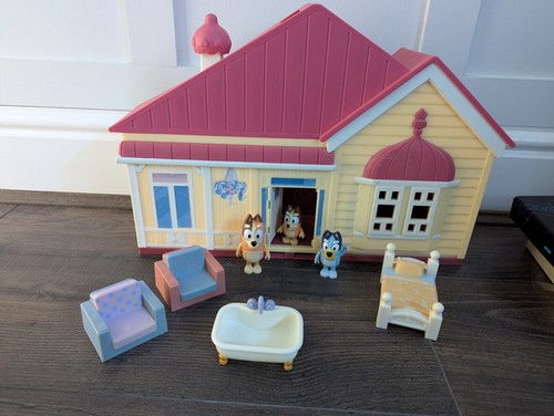 Bluey house play set - house,