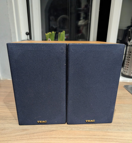 Teac 100u bookshelf stereo - ls-100u,