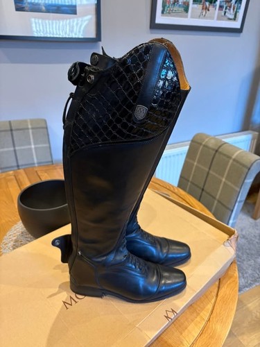 Long leather riding boots size - long,