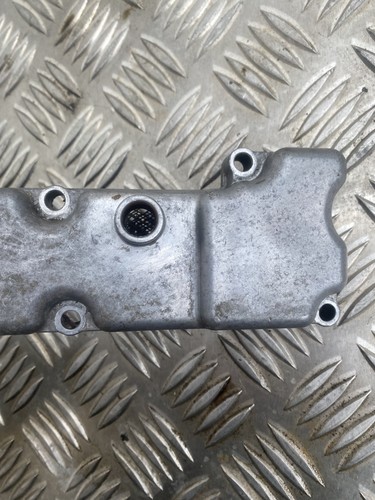 Top engine breather - breather, cover