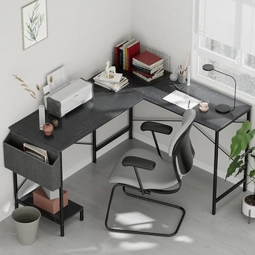 Shaped desk corner - corner, gaming