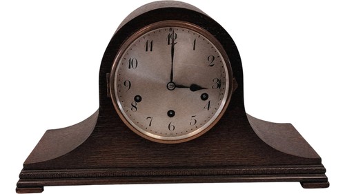 Vintage mantel clock day - mantel,