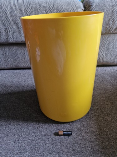 Vintage 1970s yellow - 1970s,