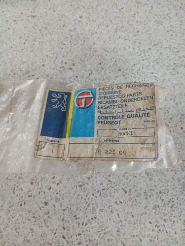 Genuine peugeot 504 classic - genuine,