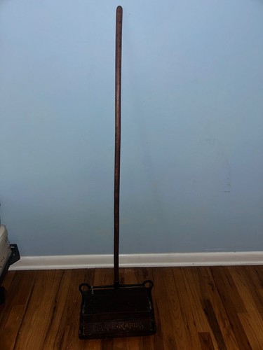 Vintage antique bissell - bissell, wooden