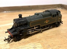 Triang OO gauge R59 2-6-2T 3MT Locomotive BR Green #82004