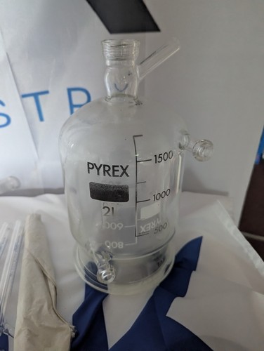Pyrex jacketed reactor - pyrex,