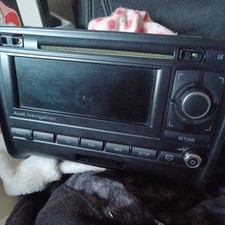 AUDI TT  SAT NAV CD RADIO