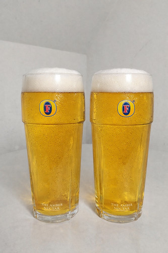 Fosters pint glasses - fosters,