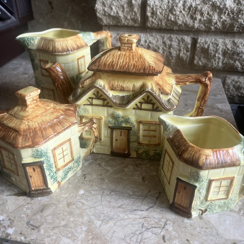 Vintage keele pottery - keele, st