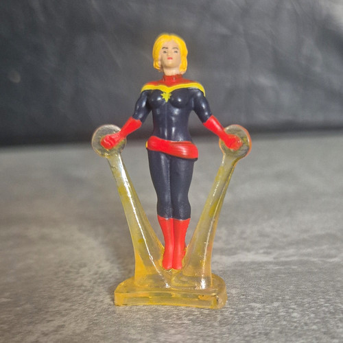 Captain marvel figurine - marvel,