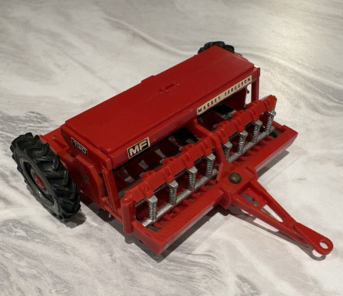 Massey ferguson diecast - mf,
