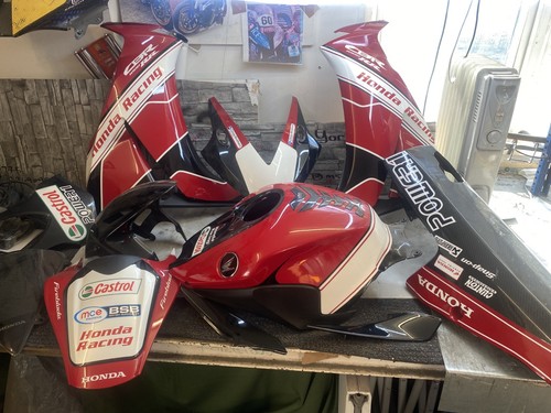 Honda cbr1000rr fireblade - honda,