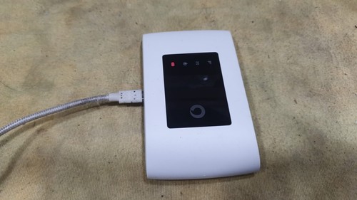Vodafone r218 mobile wifi - mobile,