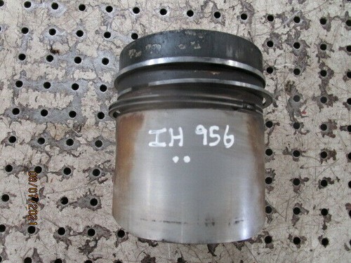 For case 956 engine - ih,
