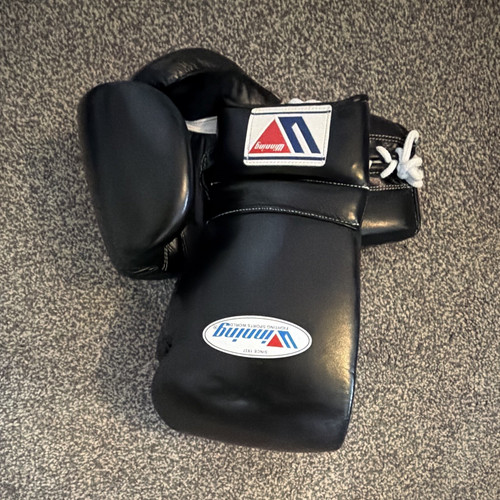 Winning black boxing sparing - black,