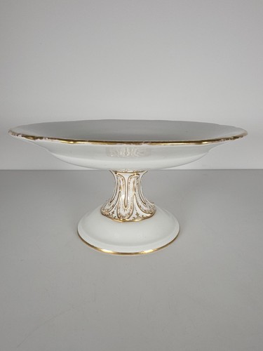Antique white gilded pedestal - white,
