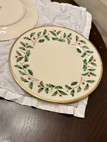Lenox holiday dinner plates - lenox,