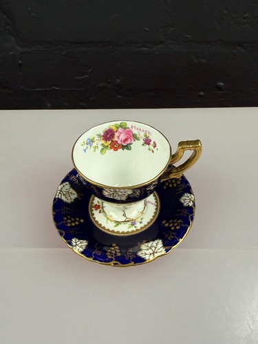 Royal crown derby vine - vine, cobalt