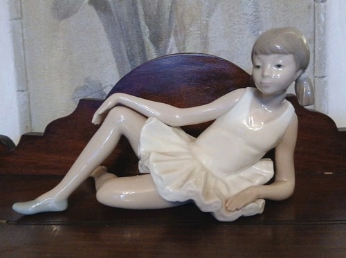 Retired nao ballerina ballet - nao,