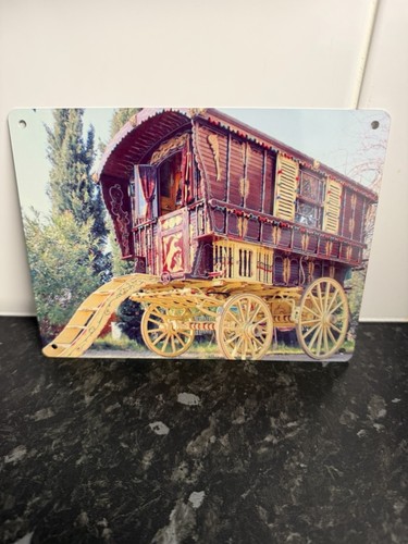 Small gypsy wagon metal - small,